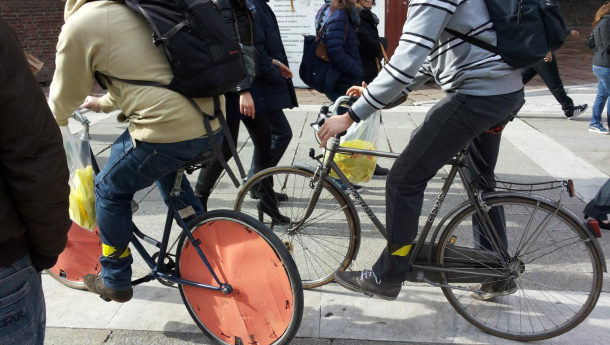 Immagine: Doppio senso ciclabile, Fiab: 