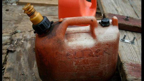 Immagine: Carburanti di nuovo in calo a gennaio, ma il diesel riprende terreno