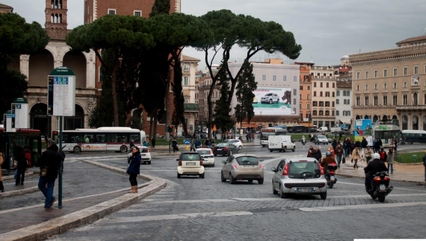 Immagine: Roma, blocco auto 23 febbraio: chi può circolare
