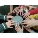 Immagine: La V° C elementare della Galvani di Milano dice la sua sull’iniziativa “Dalla mensa a casa” di Milano Ristorazione