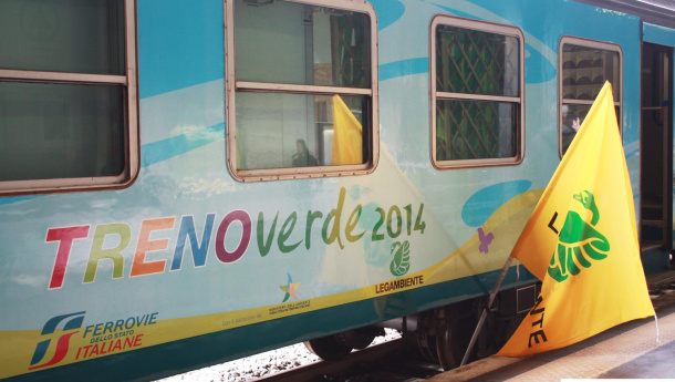 Immagine: Il Treno Verde a Roma Termini al binario 1