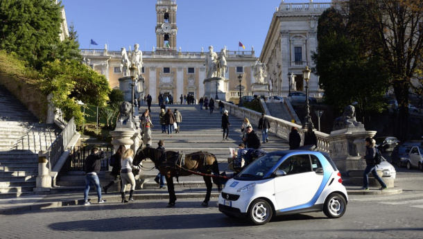 Immagine: Car2go, il servizio di car-sharing è arrivato a Roma ed è utilizzabile anche a Milano