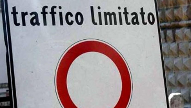 Immagine: Napoli, nuova ZTL a Barra