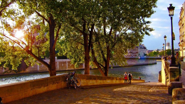 Immagine: Parigi al ballottaggio: il lato verde di Anne Hidalgo e NKM