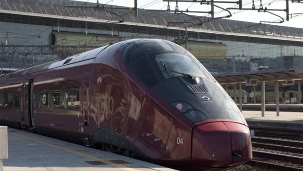 Immagine: Italo in arrivo a Roma Termini