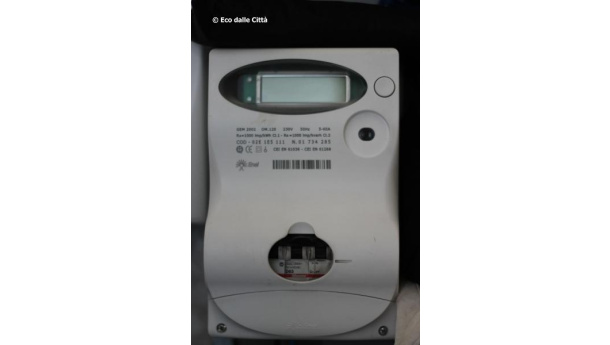 Immagine: Consumi elettrici: nel primo trimestre del 2014 sono calati del 3,5%