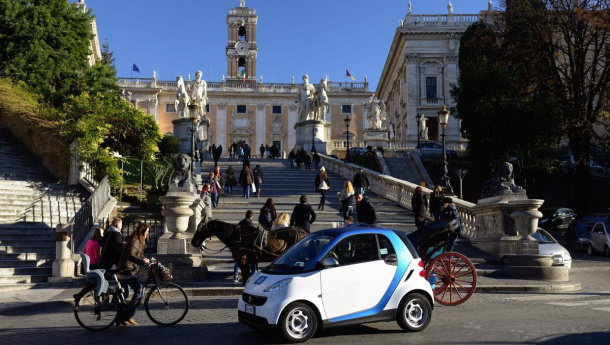 Immagine: Successo per il car2go romano: più di 20.000 iscritti in quattro settimane