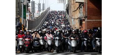 GenitoriAntiSmog: no allo sgravio bollo su motorini e micro-car, i 2 tempi inquinano come un diesel senza FAP