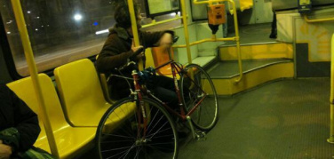 Bici su bus e tram: dove si può?