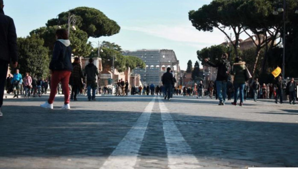 Immagine: Fori Imperiali: stop totale alle auto