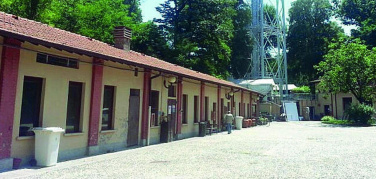 Rinasce la villa dimenticata nel parco Laboratori e miele degli apicoltori