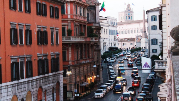 Immagine: Tangenziale Est, prorogato stop notturno