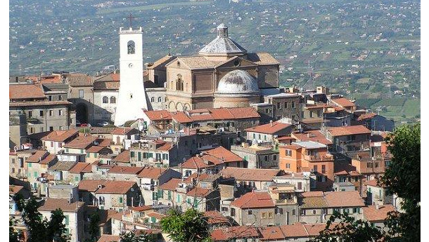 Immagine: Rifiuti, Monte Compatri si prepara al porta a porta