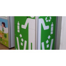 Immagine: Rifiuti, a Roma arrivano i riciclatori. Coupon in cambio di bottiglie di plastica