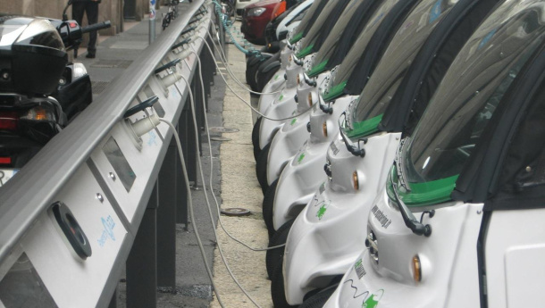 Immagine: Novità per EqSharing, l’auto elettrica a noleggio