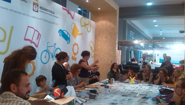 Immagine: Bari. I Laboratori della Regione Puglia. Intervista a Sara Vacca, artigiana ... del riuso