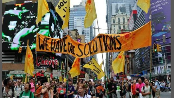 Immagine: Marce per il clima: da New York a Roma, in strada per difendere il pianeta. Com'è andata