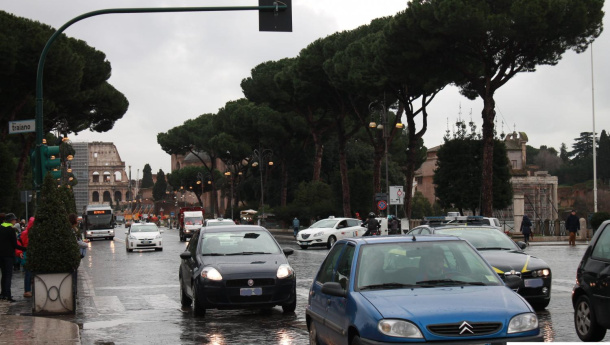 Immagine: Roma, con il nuovo piano del traffico la sosta si pagherà ovunque