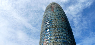 Smog, nei giorni neri a Barcellona il trasporto pubblico si pagherà la metà