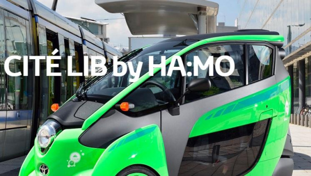 Immagine: Grenoble: il car sharing elettrico viaggia su tre ruote