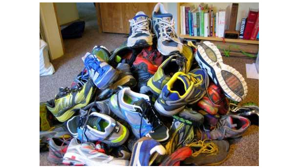 Immagine: Comieco, quattro consigli su come usare carta e cartone per riporre le scarpe al cambio stagione