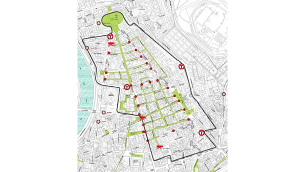 Immagine: Roma, Tridente Mediceo off limits anche a moto e motorini