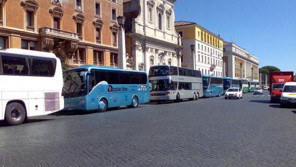 Immagine: Piano Bus, al via il nuovo regolamento. Improta: 