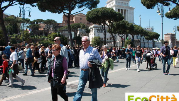 Immagine: Fori Imperiali, fino al 31 dicembre pedonali ogni weekend