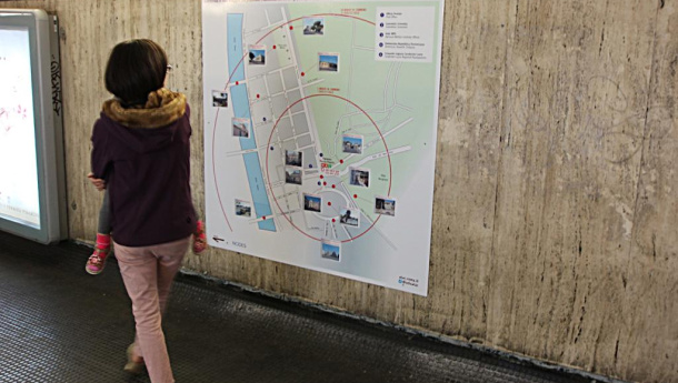 Immagine: Roma, alla Metro Flaminio si sperimenta l'informazione con display e mappe interattive