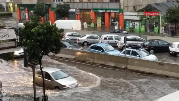 Immagine: Roma, disagi e metro chiuse. La situazione dopo l'allerta meteo
