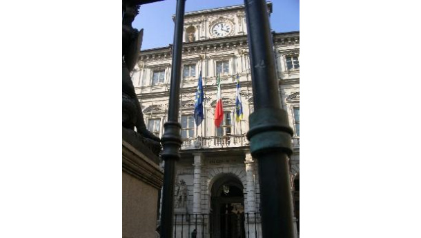 Immagine: Raccolta rifiuti, per i commercianti nuove misurazioni  il calcolo della tassa 2015