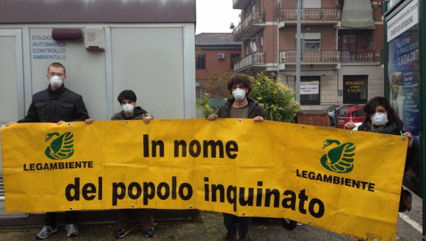 Immagine: Allarme smog nel Lazio. Legambiente: “A Roma in 5 giorni 39 superamenti del limite delle polveri