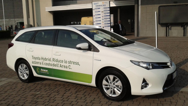 Immagine: A Milano arriva l'ibrido a noleggio
