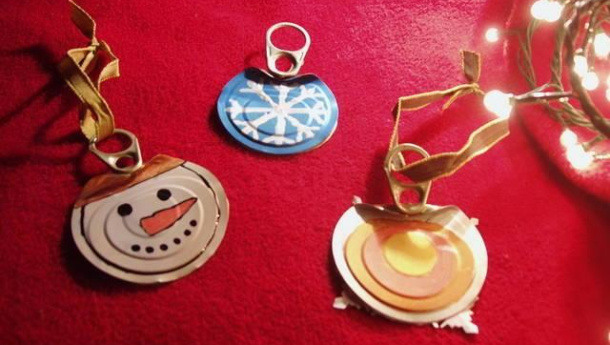 Immagine: Addobbi natalizi fai da te. Festività all'insegna del riciclo