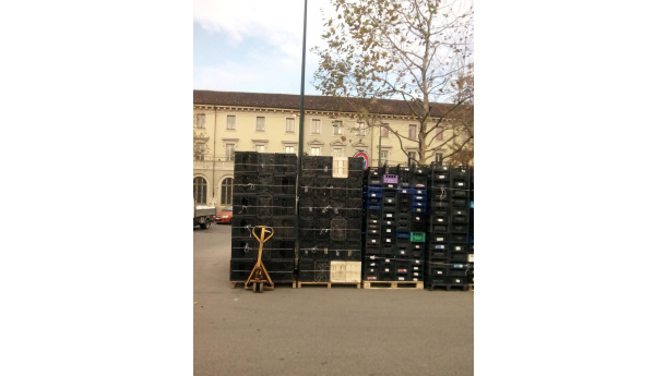 Immagine: Riutilizzo delle cassette di plastica, l'esempio di Porta Palazzo