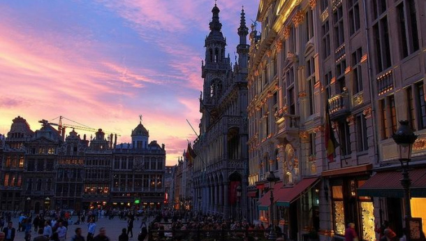 Immagine: Rifiuti e smog, venti di guerra a Bruxelles | I punti caldi delle riforme ambientali per il 2015