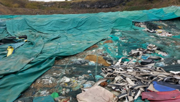 Immagine: Parco nazionale del Vesuvio: rifiuti tombati. Proseguono i sopralluoghi da parte delle istituzioni