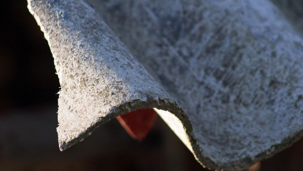 Immagine: Incendio rifiuti abbandonati a Ferentino (FR), Legambiente: