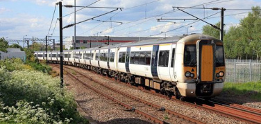 In Inghilterra il primo treno passeggeri del paese alimentato a batteria