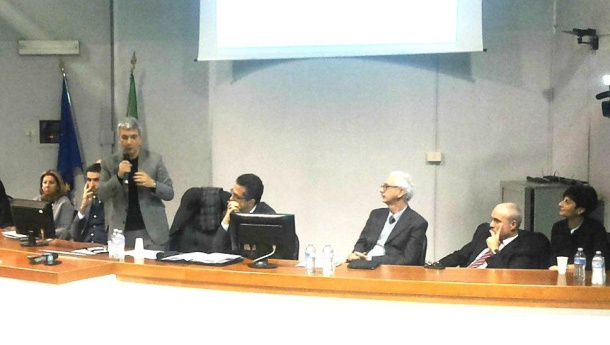 Immagine: Taranto, Centro Salute Ambiente. Vendola Pentassuglia 