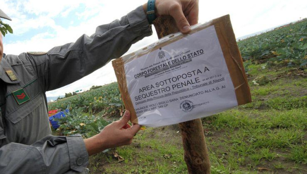 Immagine: Ad un anno dalla legge 6/14 #terradeifuochi