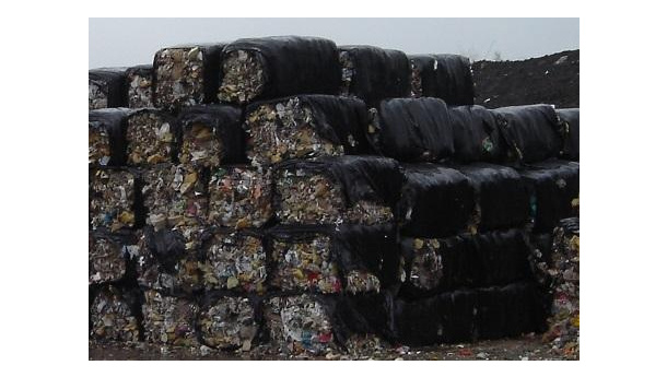 Immagine: Rifiuti, Green Act: ridurre e riciclare prima di tutto. Le proposte di Legambiente