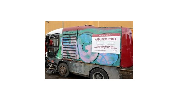 Immagine: Roma, per il decoro arrivano 100 spazzatrici nei quartieri