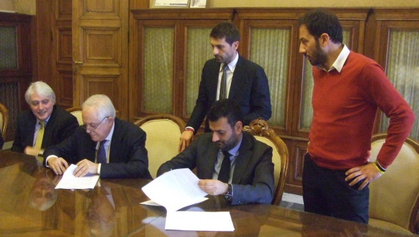 Immagine: Bari, Conai: