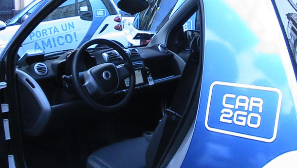 Immagine: Torino, le prime impressioni degli utenti alla presentazione di Car2Go | Video