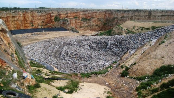 Immagine: Trani, “incombente e concreto il pericolo di esplosione della discarica”