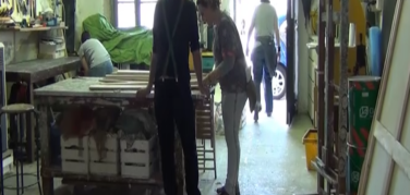 RIgeneriAMO a Lambrate. Virtuosi del riuso e del riciclo della Milano est | Video