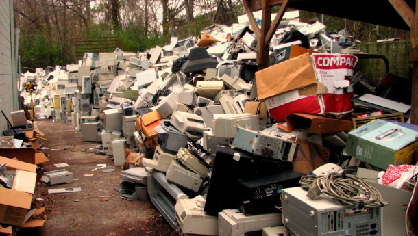 Immagine: 41,8 milioni di tonnellate di e-waste, è record assoluto