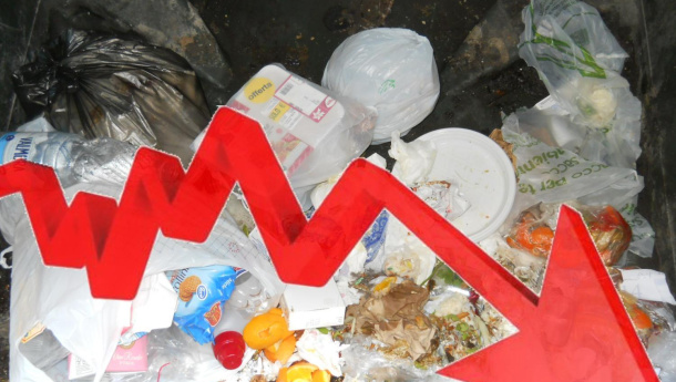 Immagine: Il misterioso calo dei rifiuti nei primi tre mesi del 2015
