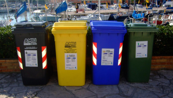Immagine: Bari, rifiuti del primo quadrimestre 2015 in lievissimo aumento. Differenziata al 35%